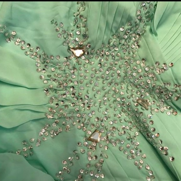 Mint Jewel Gown - Picture 4 of 6