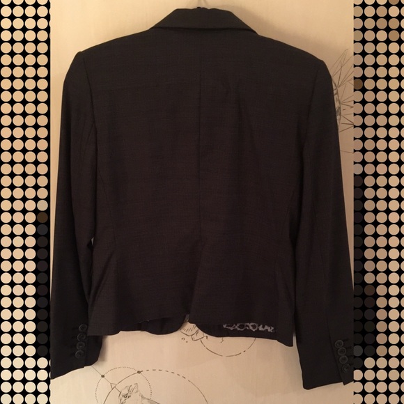 Apt. 9 suit blazer with button details, like new - Picture 5 of 8