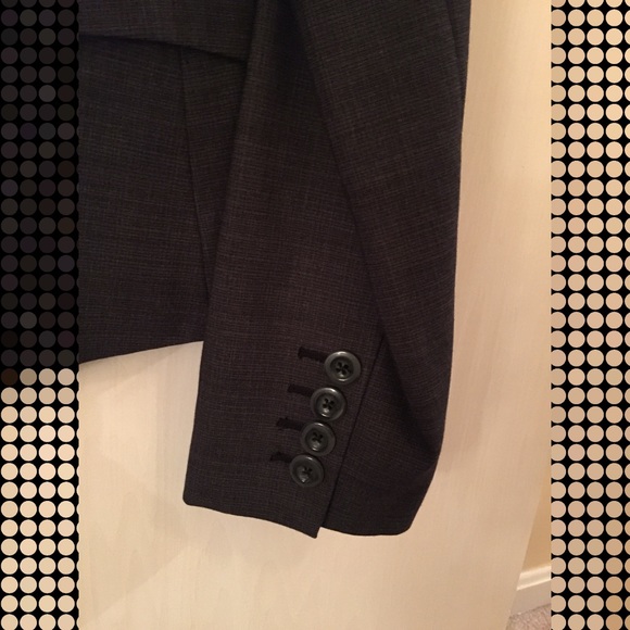 Apt. 9 suit blazer with button details, like new - Picture 7 of 8