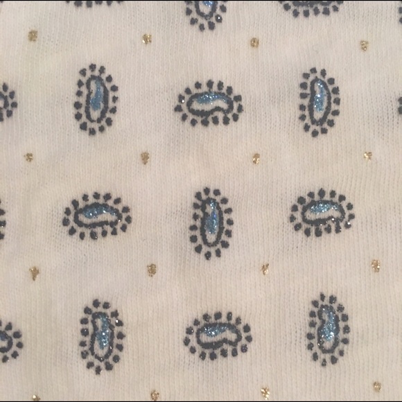 J. Crew t-shirt with tiny trendy paisley  design - Picture 3 of 3