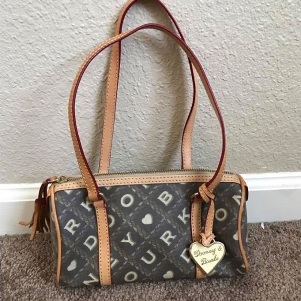 Dooney & Bourke Purse