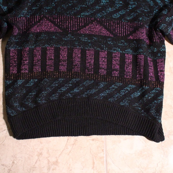 LAST CALL F21 cropped sweater - Picture 6 of 7