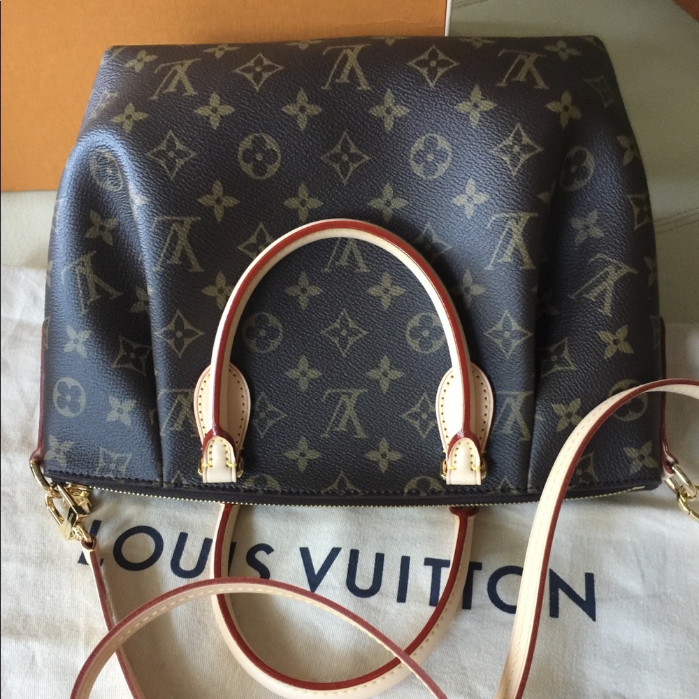🚫SOLD🚫2017 Like New!🎀Louis Vuitton Turenne PM - Picture 7 of 8