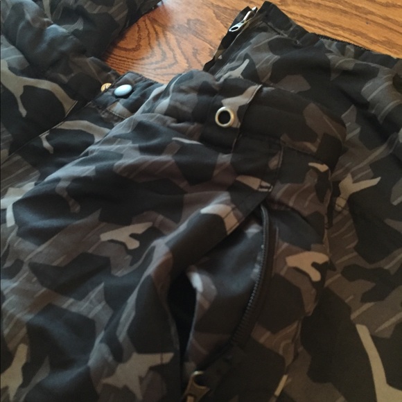 🎿 ❄️ Pants ❄️🎿 - Picture 2 of 7