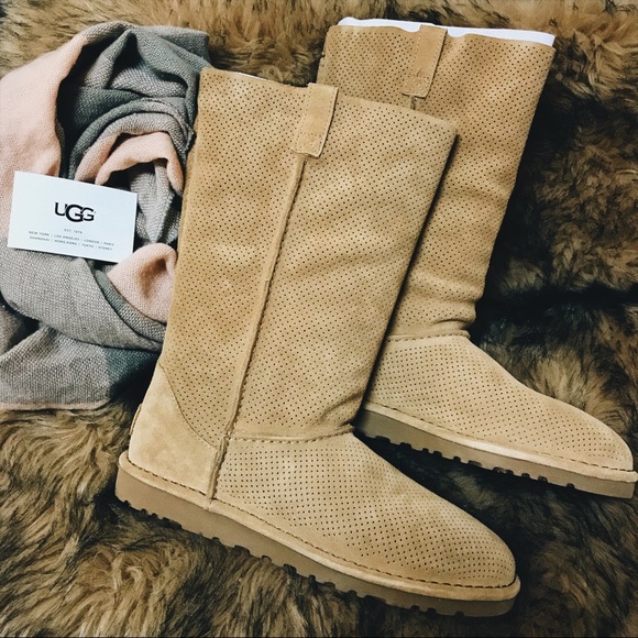UGG Shoes - ‼️FINAL PRICE‼️UGG Classic Unlined Tall Boot