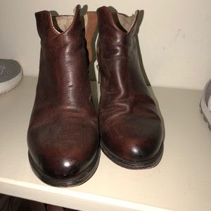 Freebird Steve Madden brown leather booties