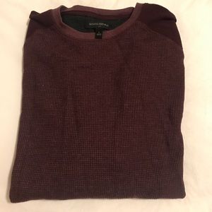 Men’s Banana Republic burgundy shirt