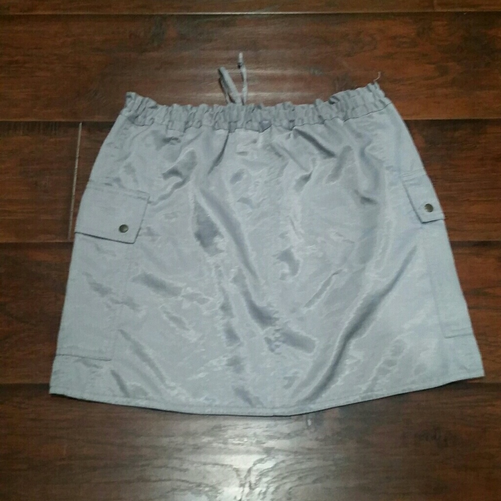 Mini Skirt - Picture 2 of 4