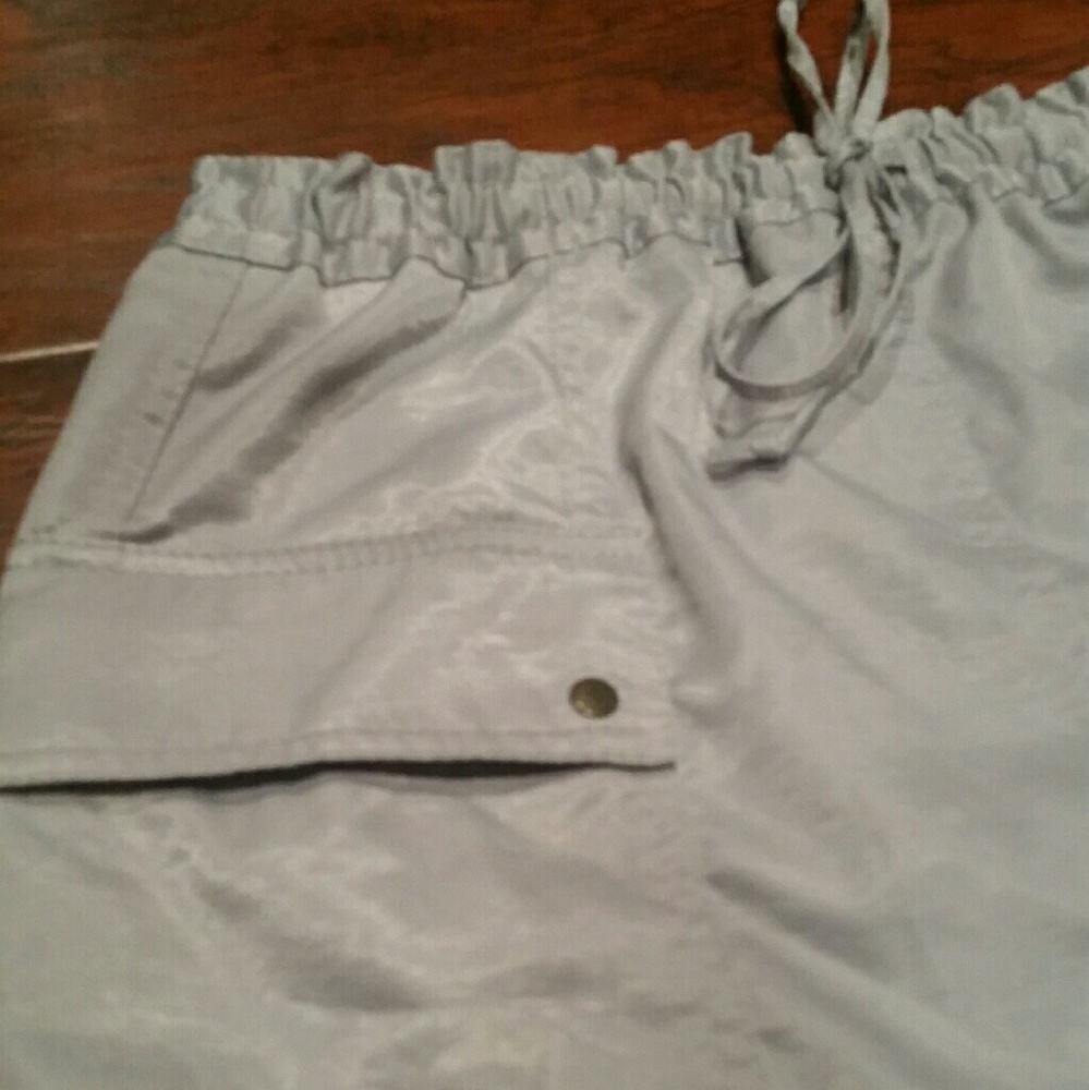 Mini Skirt - Picture 3 of 4