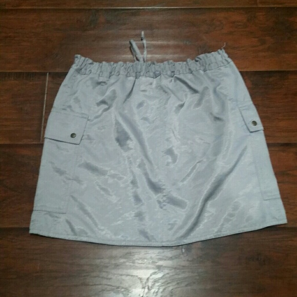 Mini Skirt - Picture 2 of 4