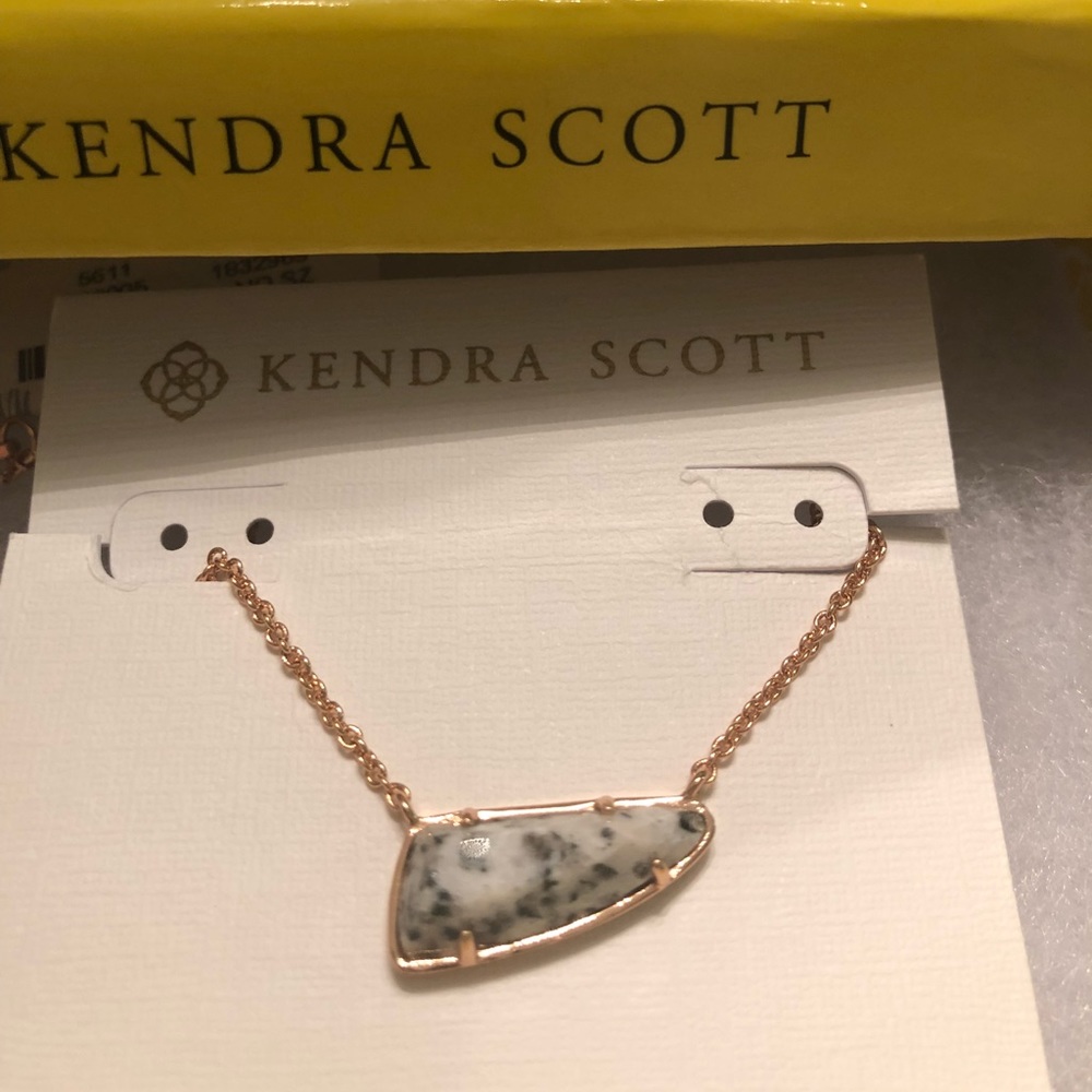 NWT Kendra Scott Etta Granite & Rose Gold PERFECT - Picture 3 of 8