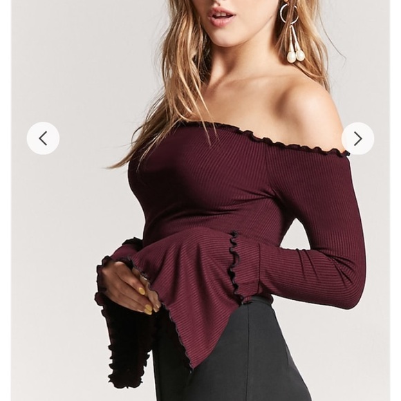 Tops - Off the shoulder top