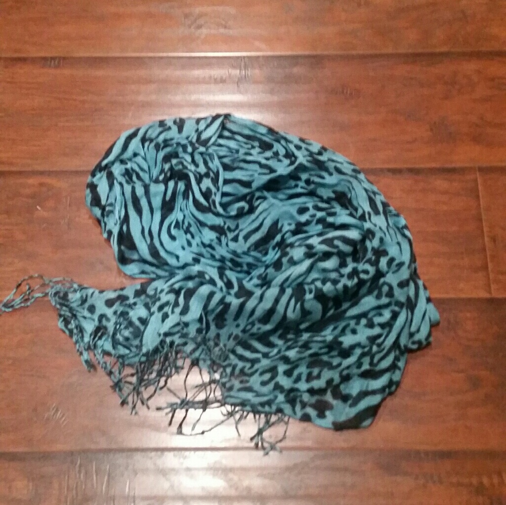 Leopard Print Scarf