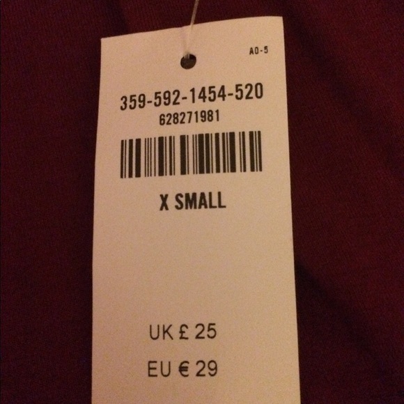 NEW HOLLISTER DRESS - Picture 3 of 5