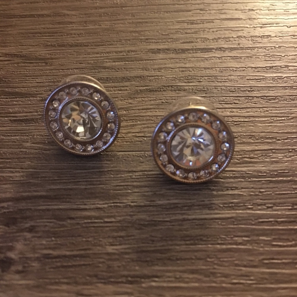 Rhinestone circle stud earrings