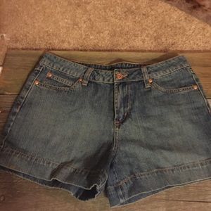 Let Me Be Bongo denim shorts