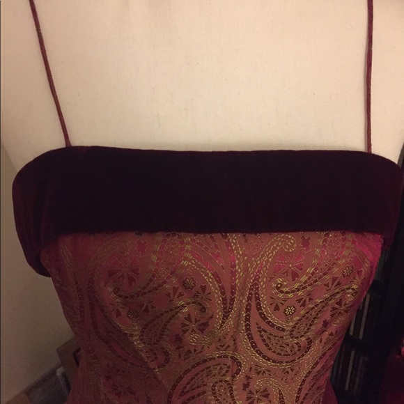 Never been worn gorgeous formal gown - Picture 3 of 4