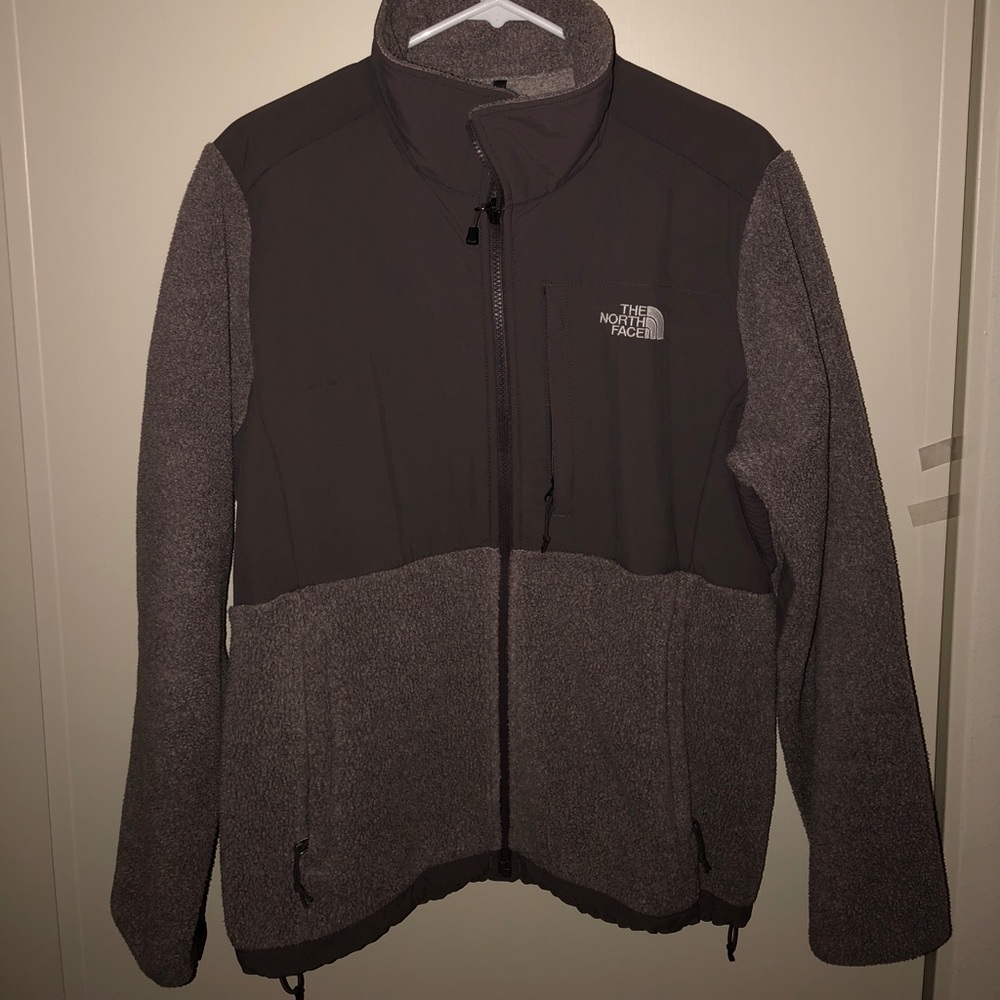 Women’s large tan North Face zip up fleece