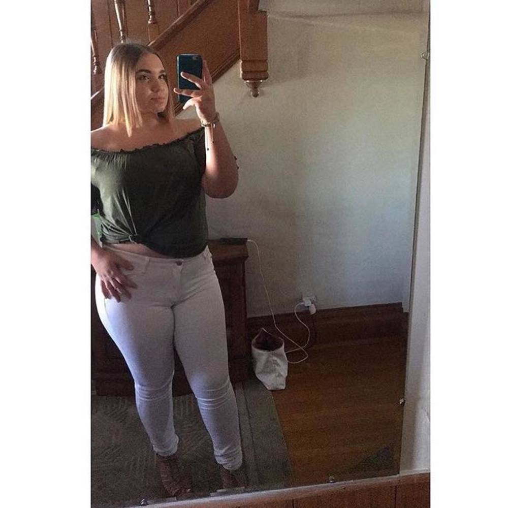 Meet your Posher, Naomi