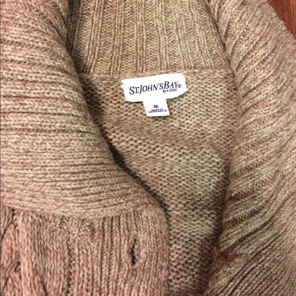 Like New Cream/Tan St. John's Bay Sweater M - Picture 5 of 6