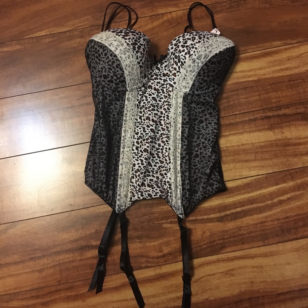 VS Leopard print Lingerie