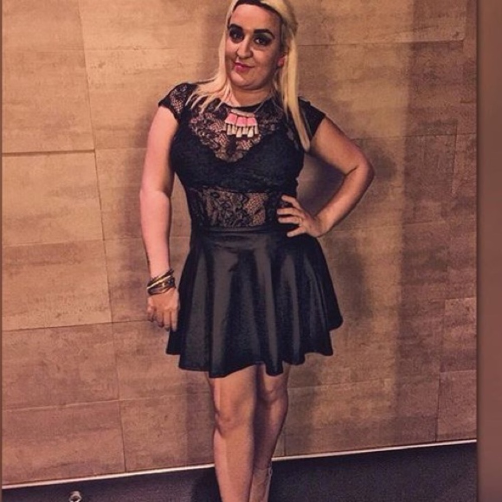 Leather like bell shirt in black size M/L