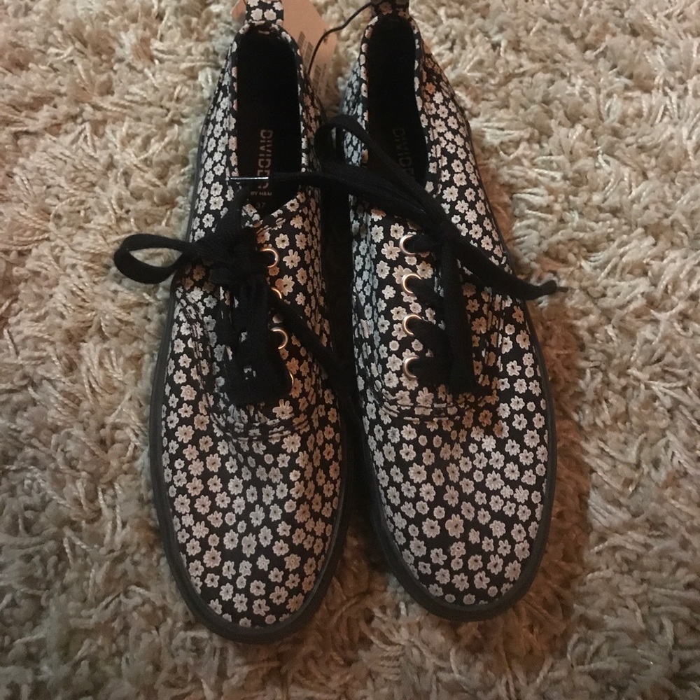 Platform floral sneakers