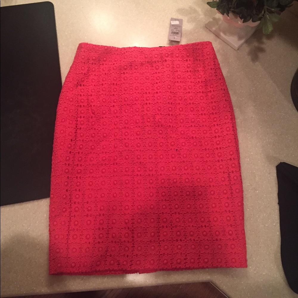 Pink flower ANN TAYLOR pencil skirt NWT