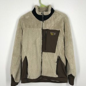 Mountain Hardware Faux fur zip jacket size medium Mountain Hardware Faux fur zip jacket size medium