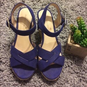 Navy blue wedges