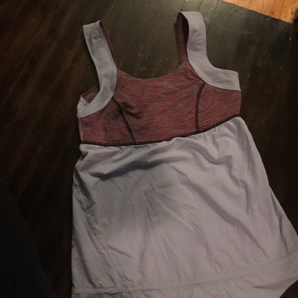 Lululemon top