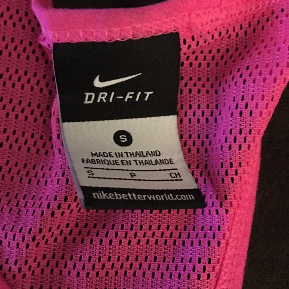Nike Tank - Picture 4 of 4