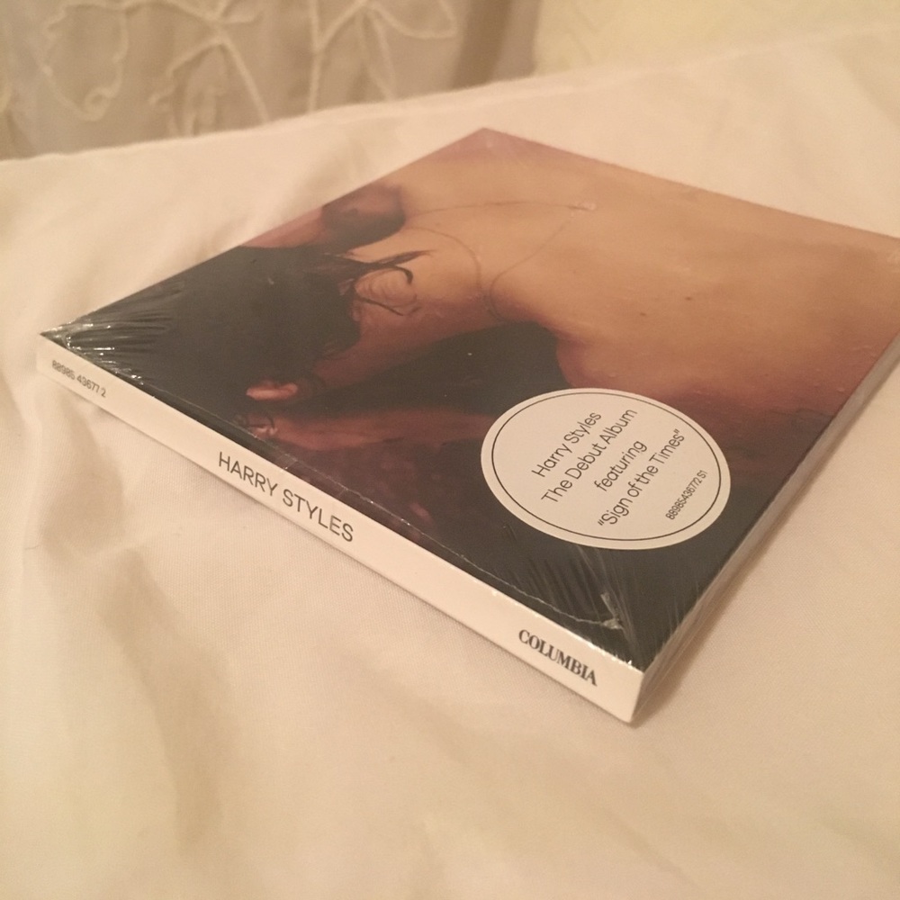 Harry Styles Unopened Album from Tour