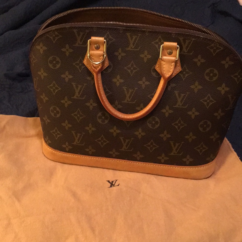 ***SOLD*** Louis Vuitton Alma