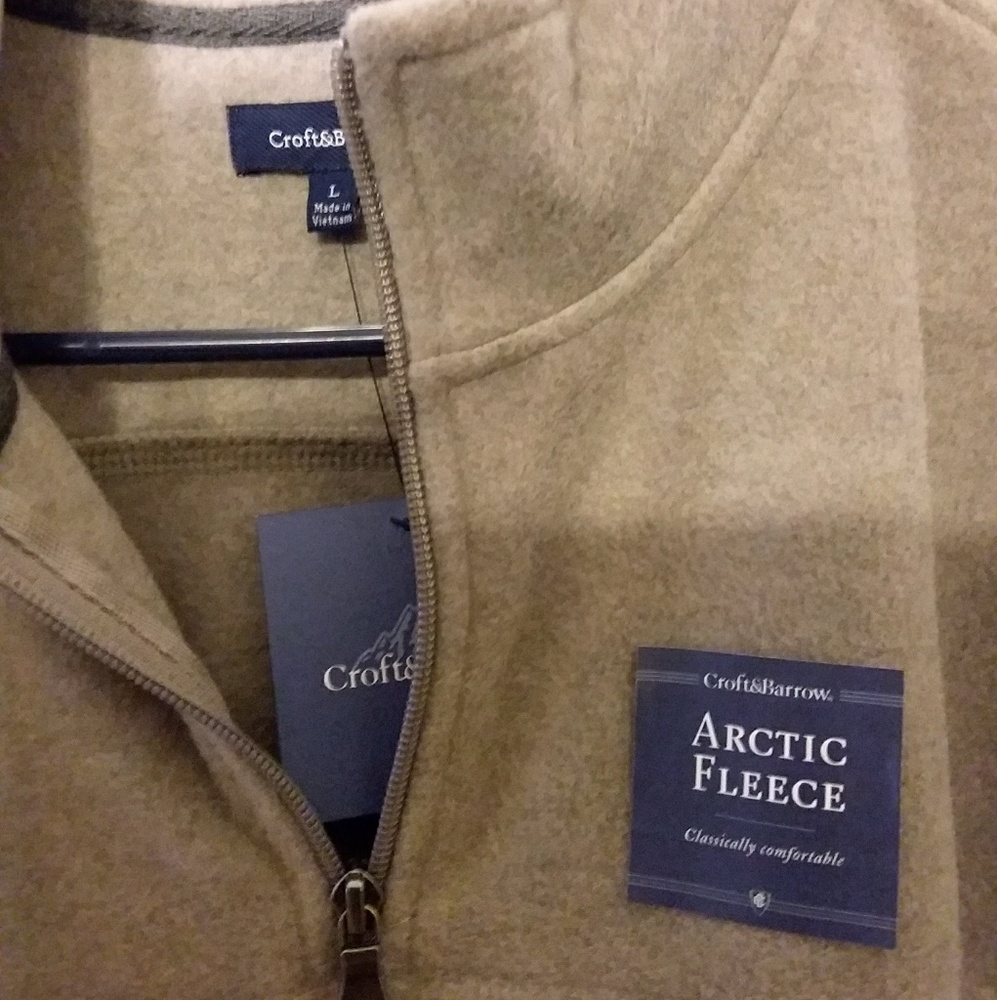 Men's Sweater - Picture 2 of 2