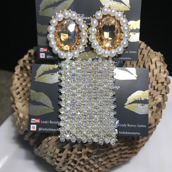 Jewelry - Picture 4 of 8