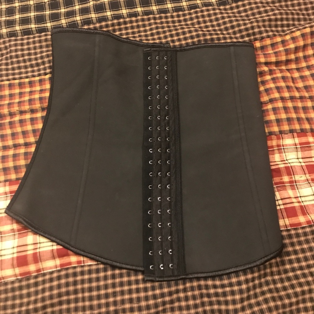 Latex waist trainer