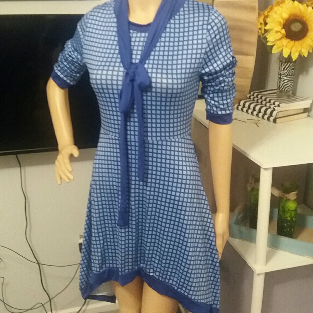 Blue asymmetric dress with versatile belt