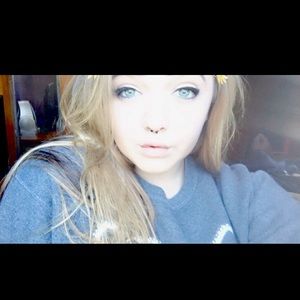 Meet your Posher, Brianna