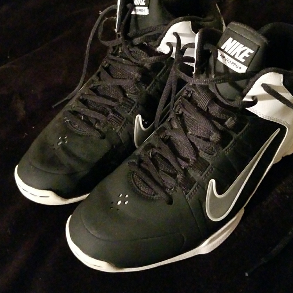 NIKE Air Visi Pro4