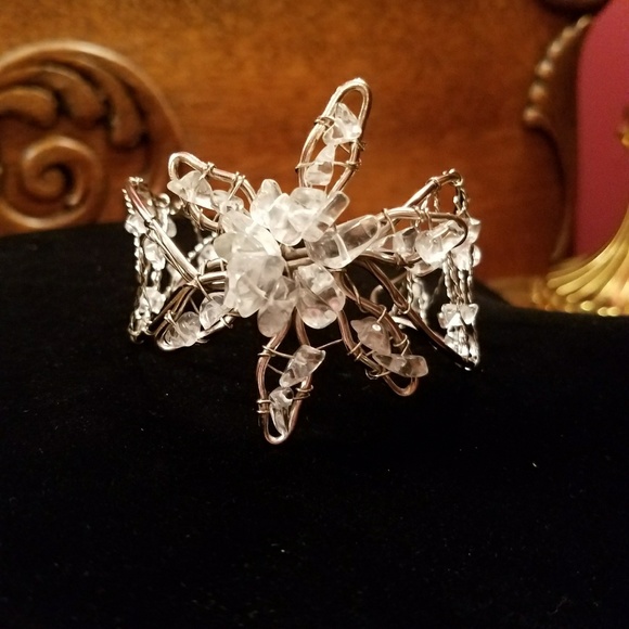 cuff bracelet (INCLUDED IN BUNDLE & SAVE) - Picture 3 of 3