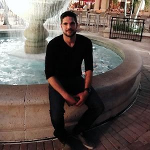 Meet your Posher, Christian