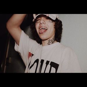 Meet your Posher, Anthony