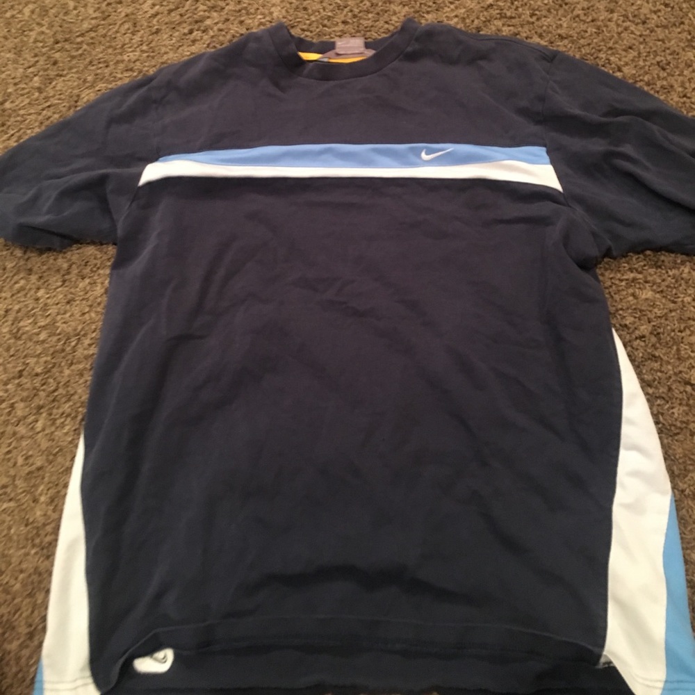 Vintage 90s nike tee