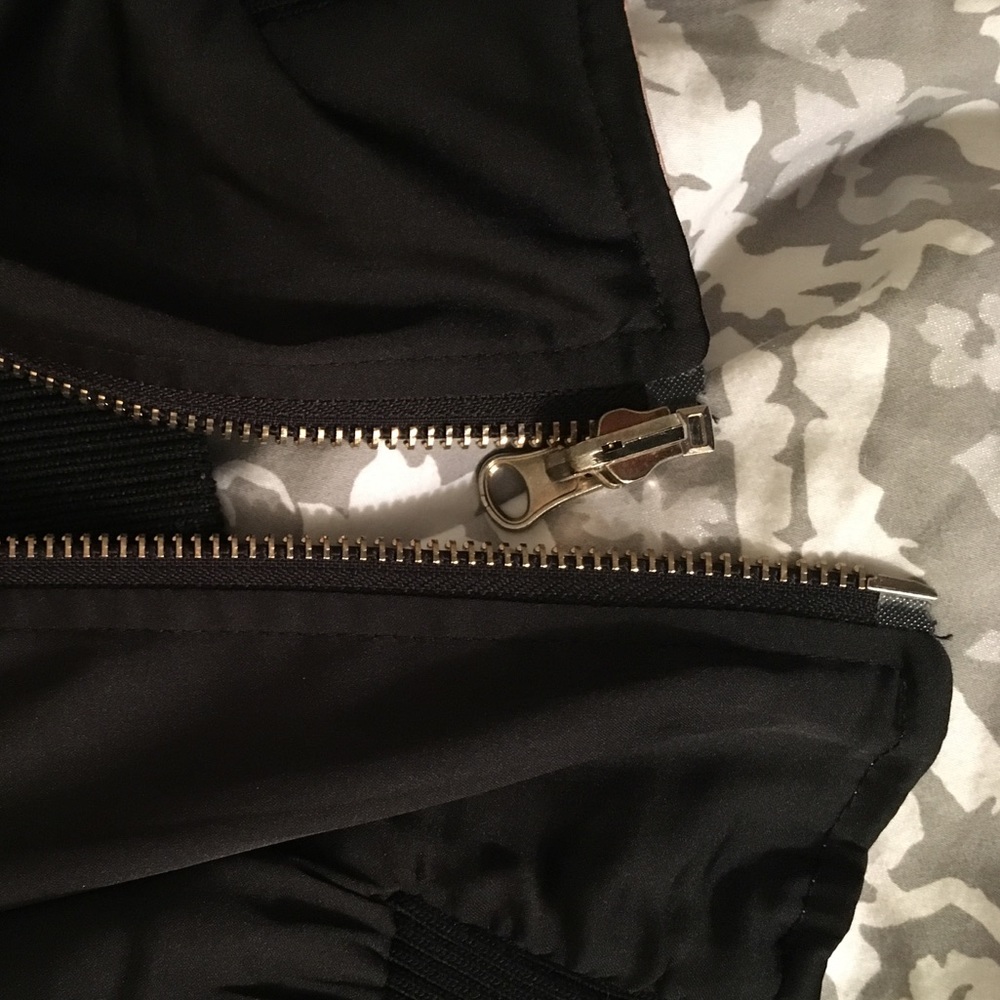 Reversible jacket - Picture 7 of 8