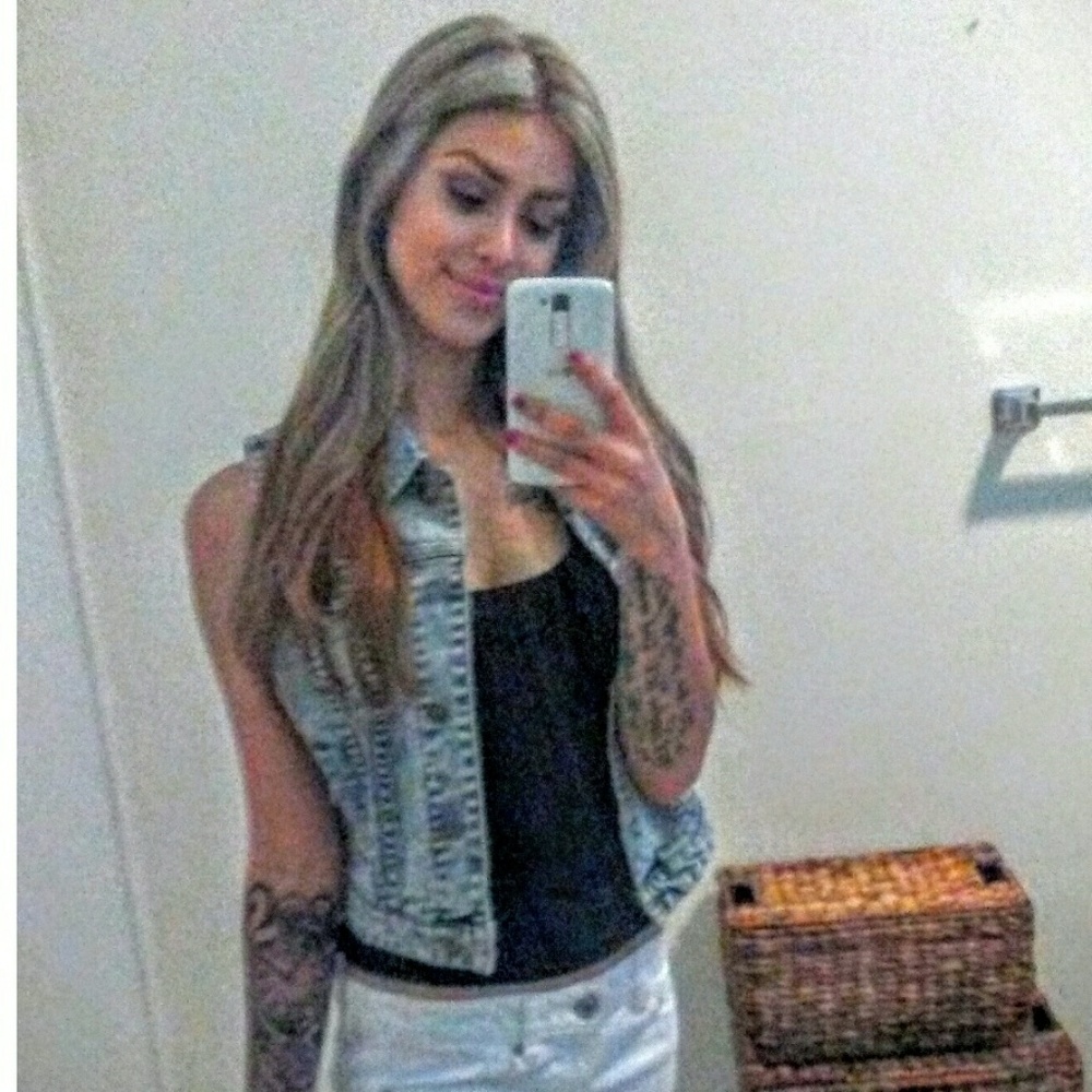 Meet your Posher, Nicole