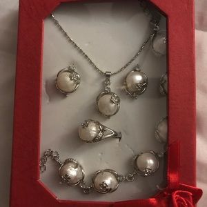 Freshwater pearl set