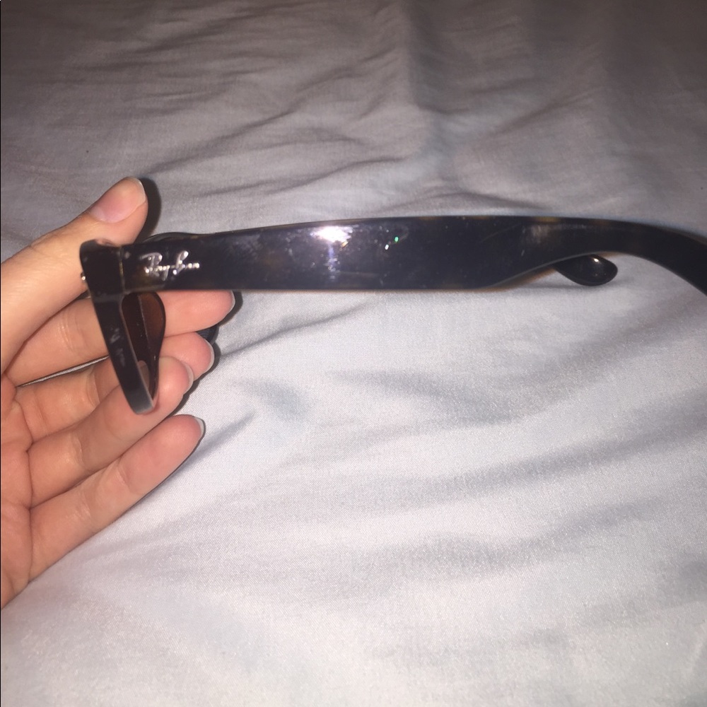 🌟PRICE DROP🌟New Wayfarer Ray-Bans - Picture 2 of 6