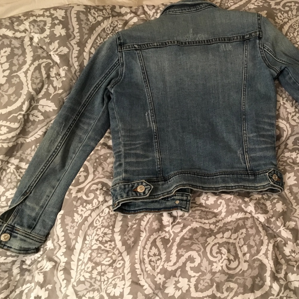 Jean jacket - Picture 7 of 8