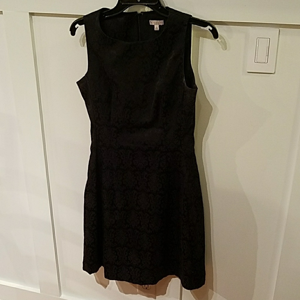 Sleeveless black dress